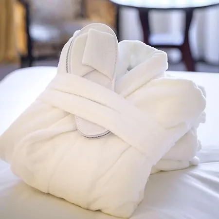 Mercure South Hotel 4*