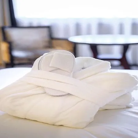 Hotel Mercure South 4*