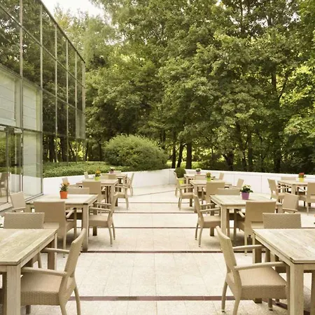 Mercure South 4*